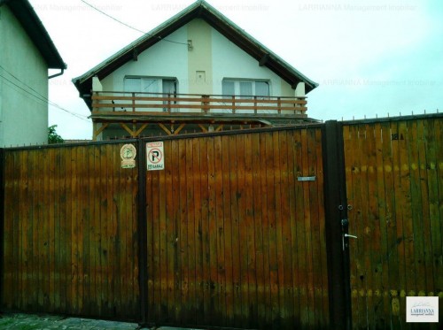 fata casa selimbar fata casa selimbar