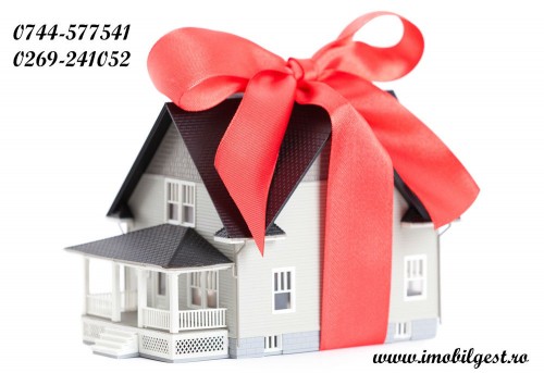 house_gift_wrapped_shutterstock_103025681_1 - Copy house_gift_wrapped_shutterstock_103025681_1 - Copy