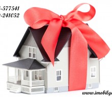 house_gift_wrapped_shutterstock_103025681_1 - Copy