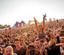 music-festivals-crowd-billboard-650